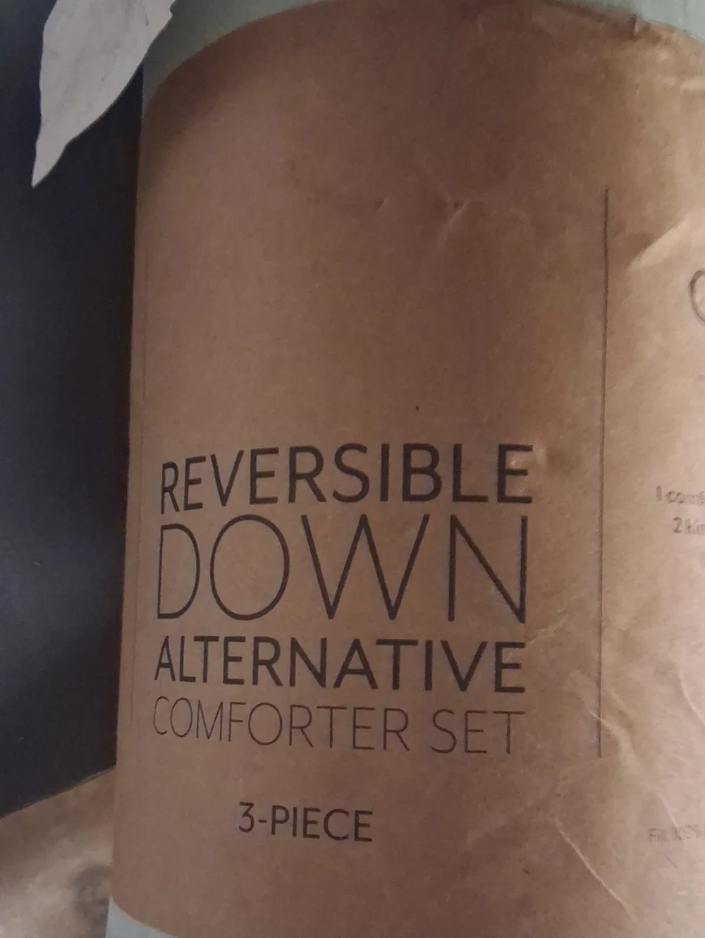 NWT Down Alternative Reversible King/cal King Comforter Set Aqua & Light Gray